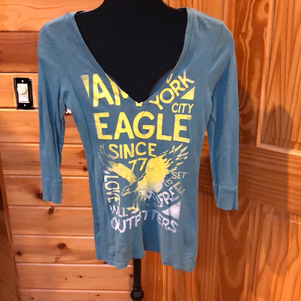 American Eagle lightweight top